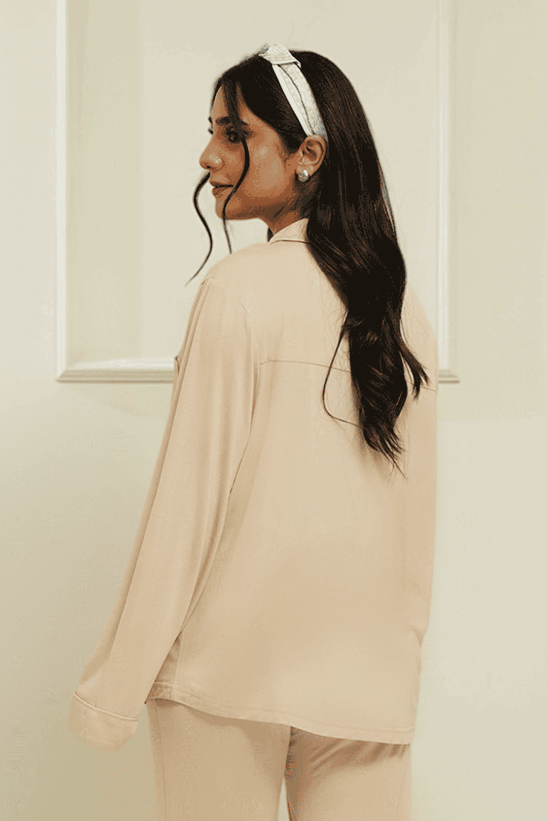 Luna – Beige Button-Up Full-Sleeve Top