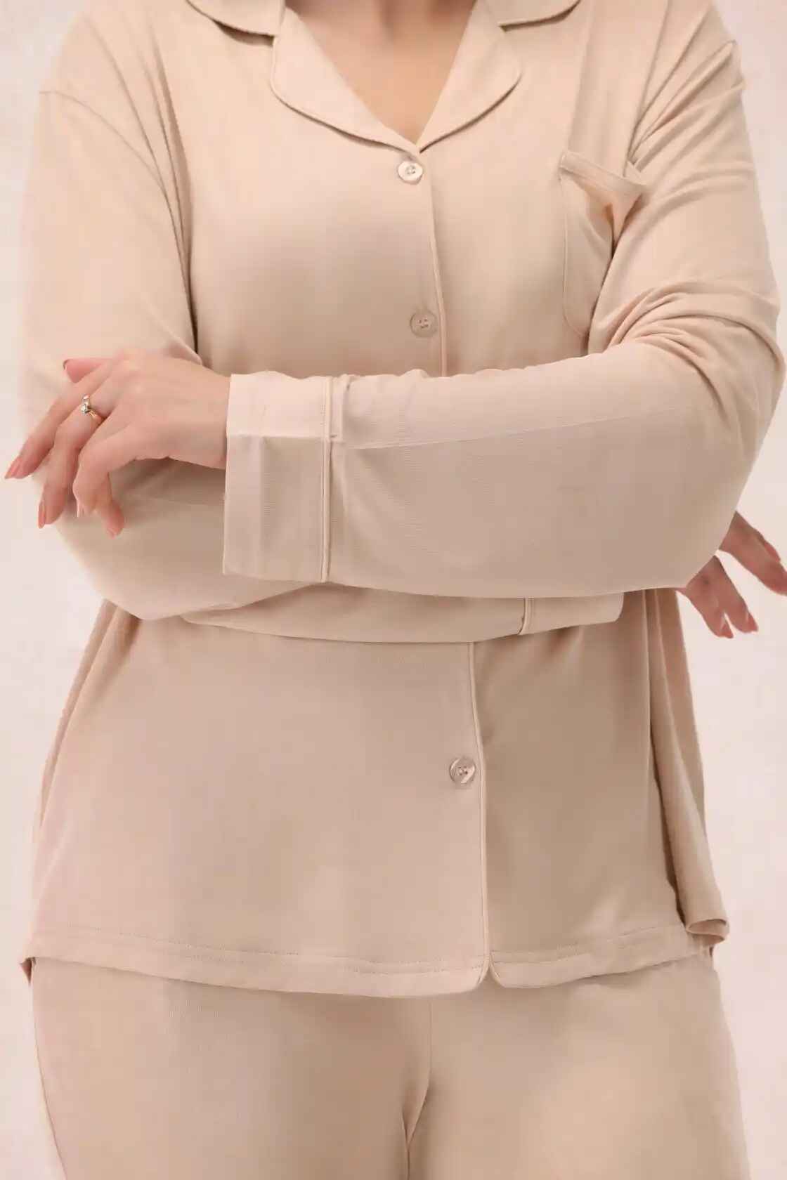 Luna Modal Top